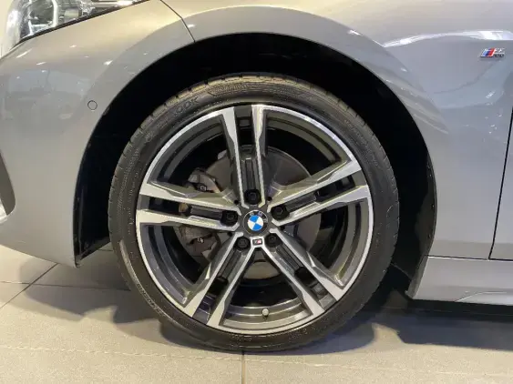 BMW SERIE 1 F40 - voiture d'occasion - Photo 20