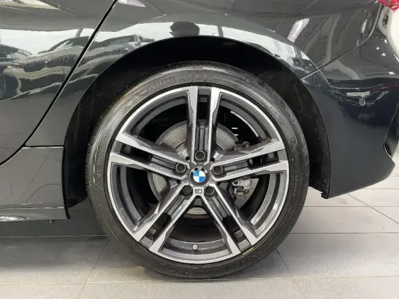 BMW SERIE 1 F40 - voiture d'occasion - Photo 21