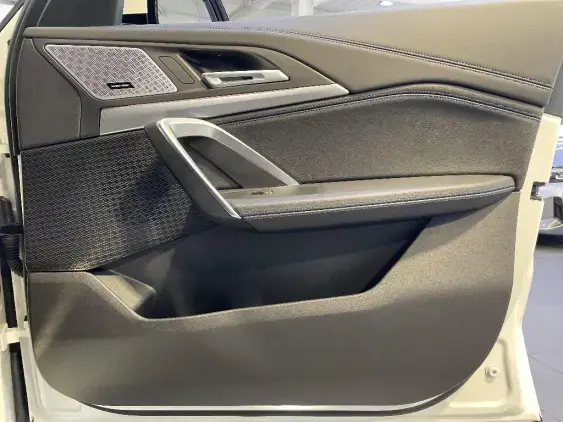 BMW X1 U11 - voiture d'occasion - Photo 18