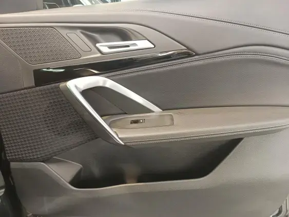 BMW X1 U11 - voiture d'occasion - Photo 19