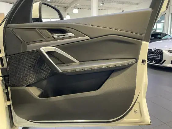 BMW X1 U11 - voiture d'occasion - Photo 18