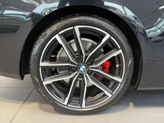 BMW SERIE 4 COUPE II - voiture d'occasion - Photo 25