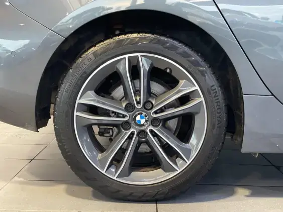 BMW SERIE 1 F40 - voiture d'occasion - Photo 22