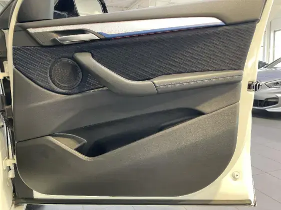 BMW X2 I - voiture d'occasion - Photo 18