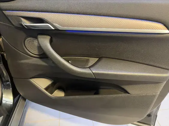 BMW X2 I - voiture d'occasion - Photo 20