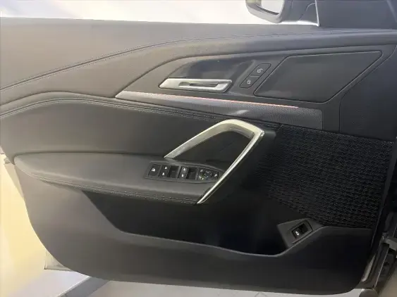 BMW X1 U11 - voiture d'occasion - Photo 19