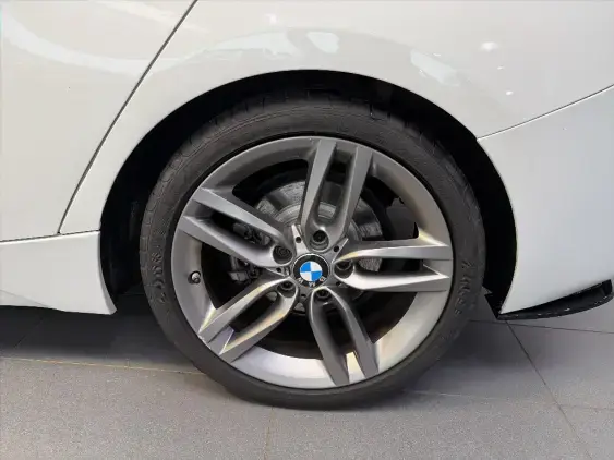 BMW SERIE 1 F20 LCI2 - voiture d'occasion - Photo 24