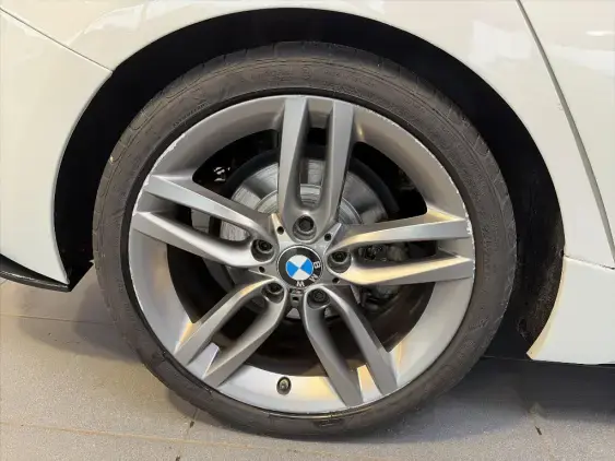 BMW SERIE 1 F20 LCI2 - voiture d'occasion - Photo 25