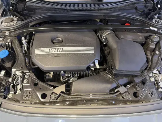 BMW SERIE 1 F70 - voiture d'occasion - Photo 21