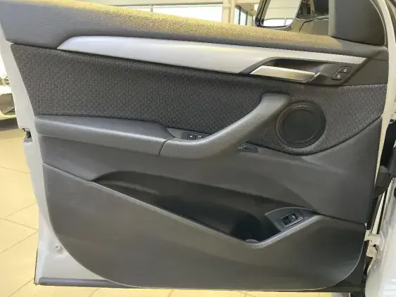 BMW X2 I - voiture d'occasion - Photo 17