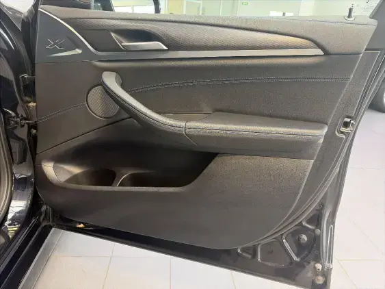 BMW X3 III - voiture d'occasion - Photo 20