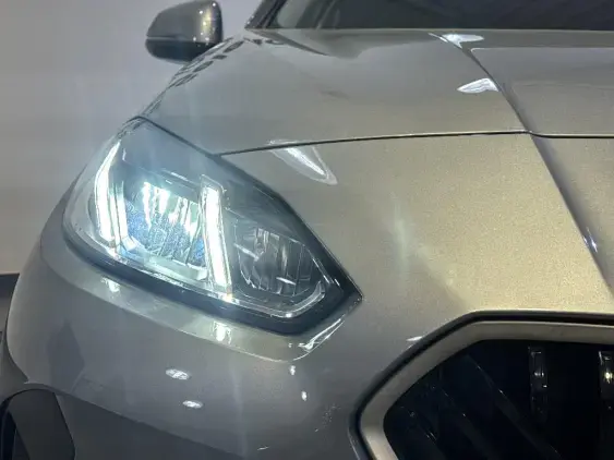 BMW SERIE 1 F70 - voiture d'occasion - Photo 19