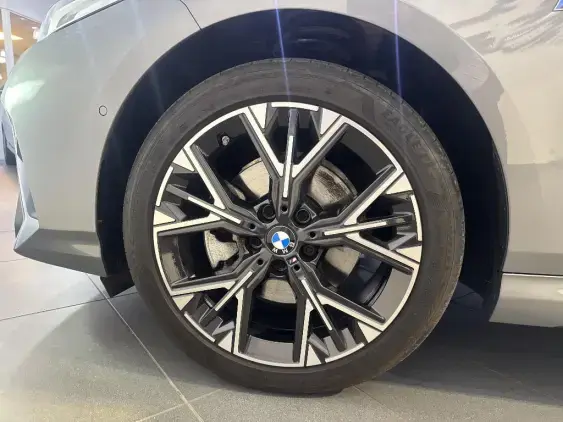 BMW SERIE 1 F70 - voiture d'occasion - Photo 20