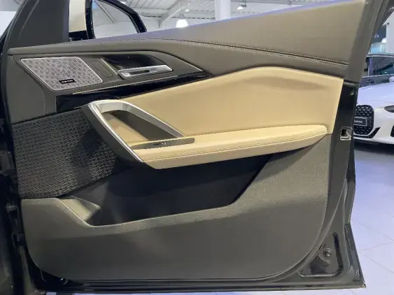 BMW X1 U11 - voiture d'occasion - Photo 18