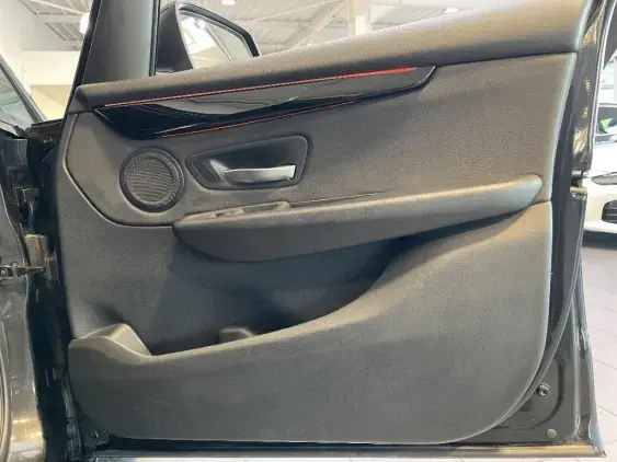 BMW SERIE 2 GRAN TOURER F46 LCI - voiture d'occasion - Photo 18