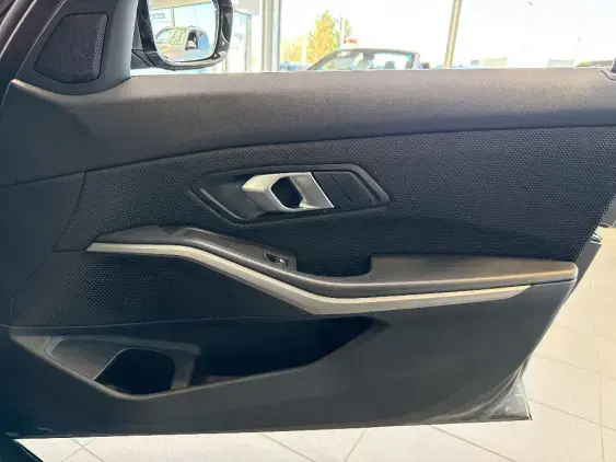 BMW SERIE 3 TOURING VII - voiture d'occasion - Photo 19