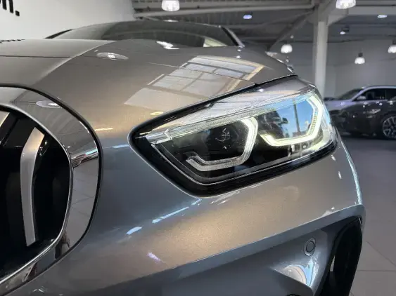 BMW SERIE 1 F40 - voiture d'occasion - Photo 20