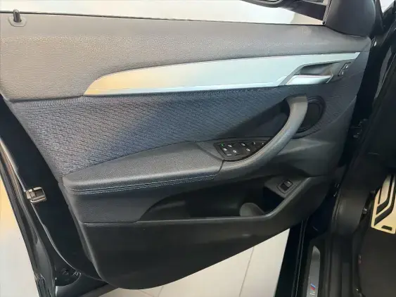 BMW X2 I - voiture d'occasion - Photo 18