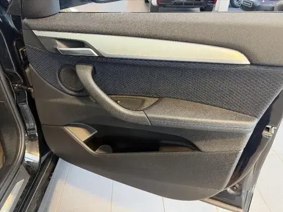 BMW X2 I - voiture d'occasion - Photo 19