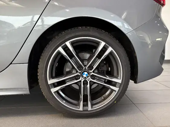 BMW SERIE 1 F40 - voiture d'occasion - Photo 22