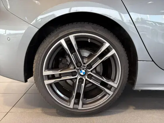 BMW SERIE 1 F40 - voiture d'occasion - Photo 23