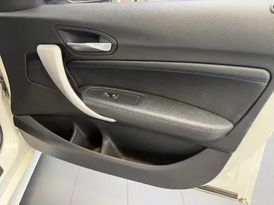 BMW SERIE 1 F20 LCI2 - voiture d'occasion - Photo 19