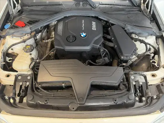 BMW SERIE 1 F20 LCI2 - voiture d'occasion - Photo 20