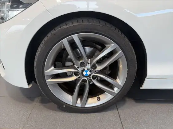 BMW SERIE 1 F20 LCI2 - voiture d'occasion - Photo 22
