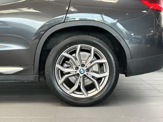 BMW X3 III - voiture d'occasion - Photo 21