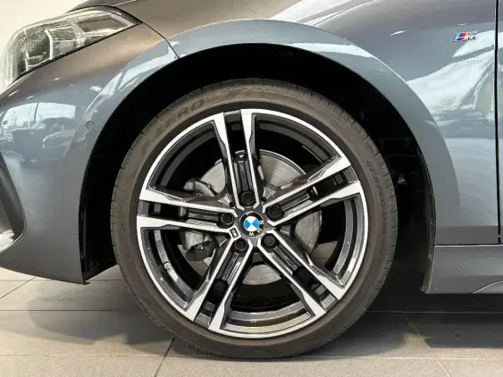 BMW SERIE 1 F40 - voiture d'occasion - Photo 20