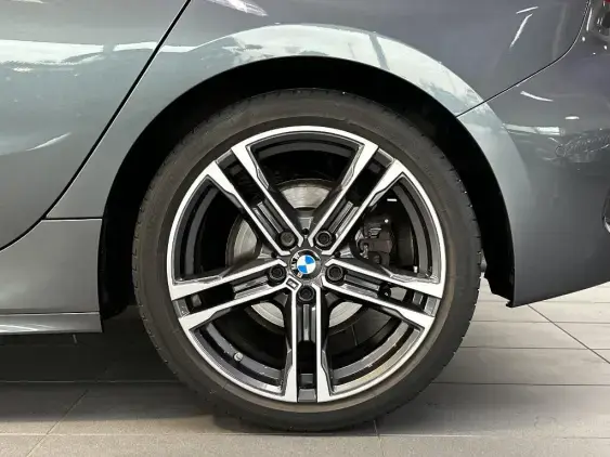 BMW SERIE 1 F40 - voiture d'occasion - Photo 21