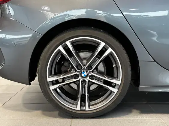 BMW SERIE 1 F40 - voiture d'occasion - Photo 22