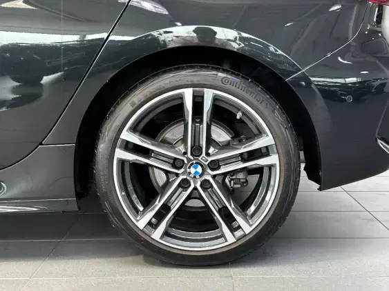 BMW SERIE 1 F40 - voiture d'occasion - Photo 21
