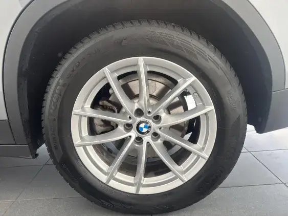 BMW X3 III - voiture d'occasion - Photo 21