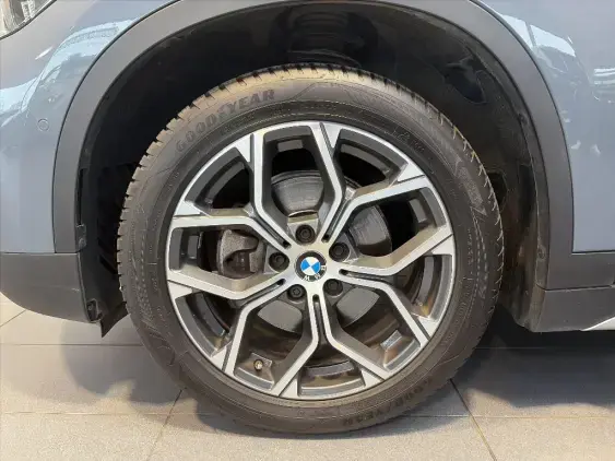 BMW X1 F48 LCI - voiture d'occasion - Photo 22