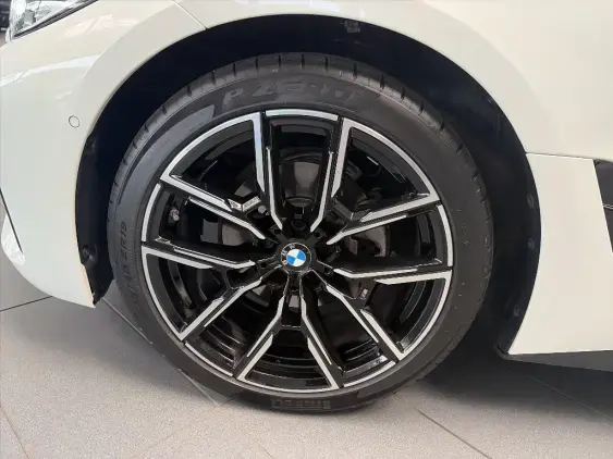 BMW SERIE 4 COUPE II - voiture d'occasion - Photo 20