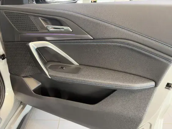 BMW X1 U11 - voiture d'occasion - Photo 20