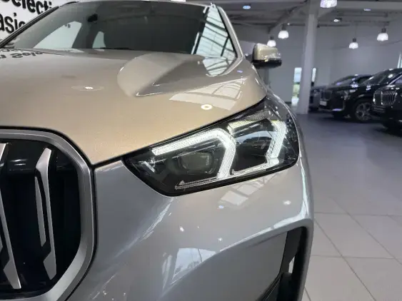 BMW X1 U11 - voiture d'occasion - Photo 20
