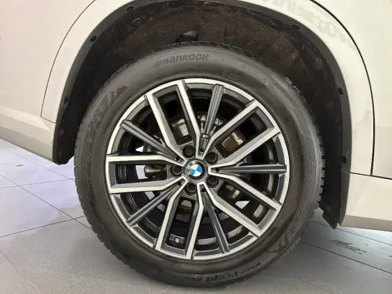 BMW X1 U11 - voiture d'occasion - Photo 23