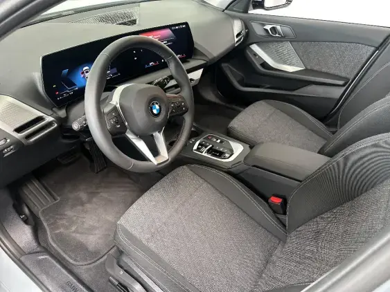 BMW SERIE 1 F70 - voiture d'occasion - Photo 16
