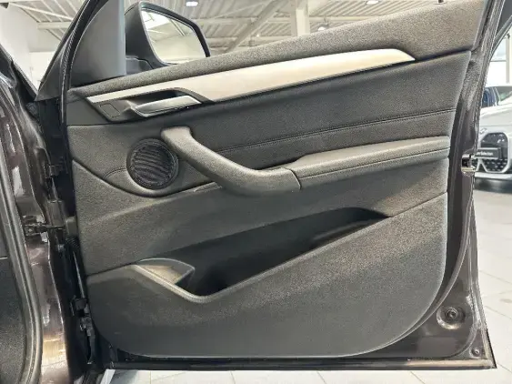 BMW X1 F48 LCI - voiture d'occasion - Photo 18