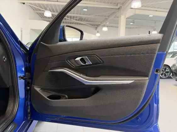 BMW SERIE 3 G20 LCI - voiture d'occasion - Photo 19