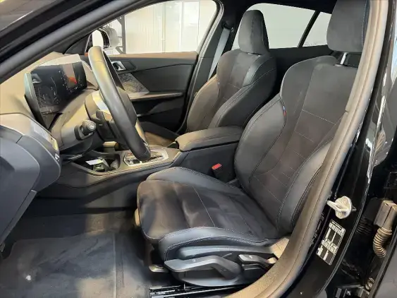 BMW SERIE 1 F70 - voiture d'occasion - Photo 15
