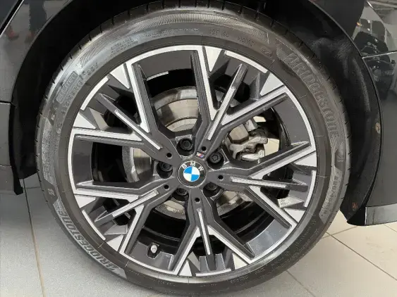 BMW SERIE 1 F70 - voiture d'occasion - Photo 21