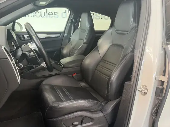 PORSCHE CAYENNE COUPE III - voiture d'occasion - Photo 18