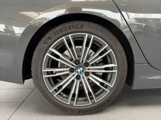BMW SERIE 3 TOURING VII - voiture d'occasion - Photo 23