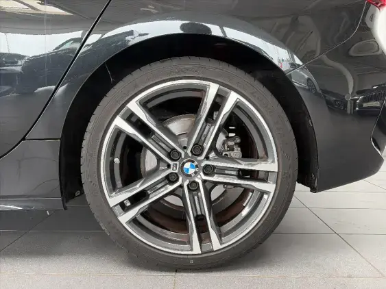 BMW SERIE 1 F40 - voiture d'occasion - Photo 22