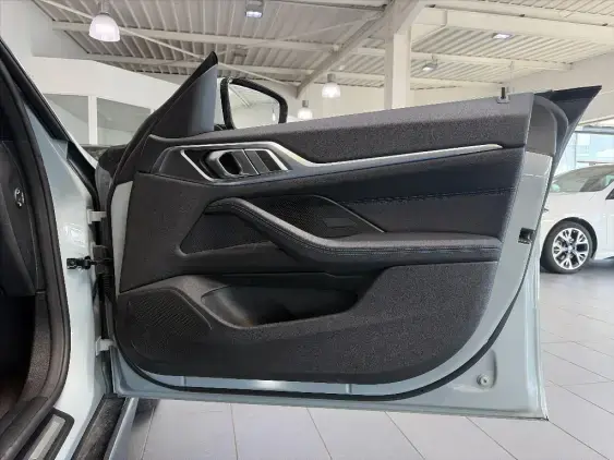 BMW i4 G26 - voiture d'occasion - Photo 19
