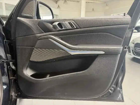 BMW X5 G05 - voiture d'occasion - Photo 19