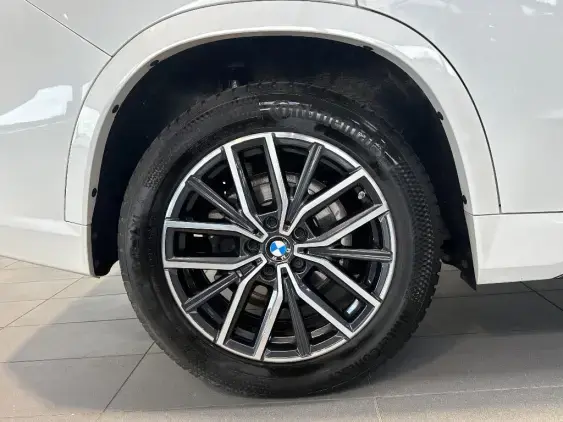 BMW X1 U11 - voiture d'occasion - Photo 22